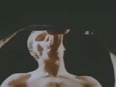 Spalmato di olio marrone film erotico italiano completo e scopata.