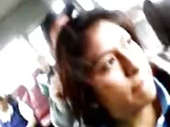 Giovane bruna con grandi tette video porno italiani massaggi si masturba con un dildo nero.