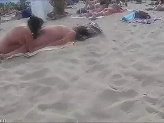 Questo non è il pompino timido che goffo da fare massaggi italiani erotici è un vero e proprio succhiare duro, che affascina tutti i ragazzi